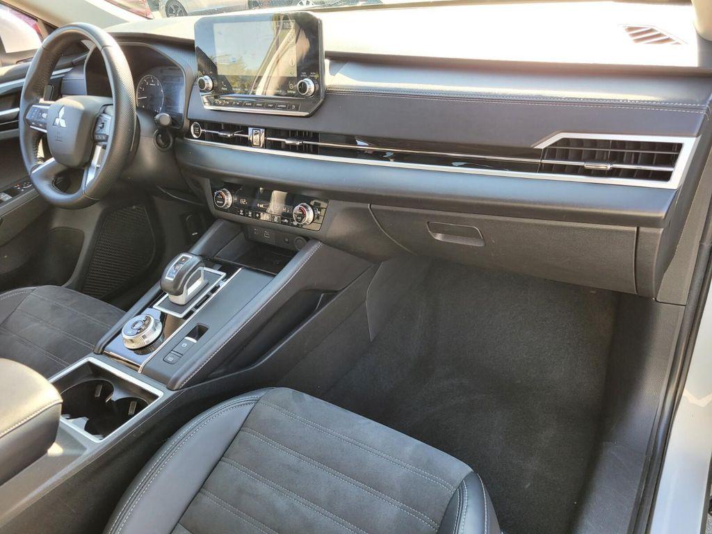 used 2024 Mitsubishi Outlander car, priced at $23,500