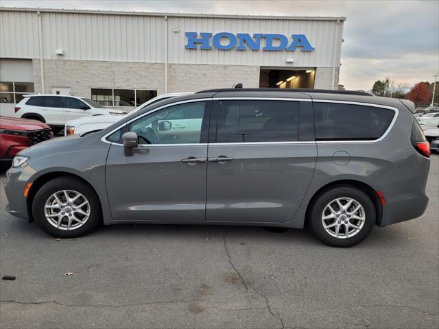 used 2022 Chrysler Pacifica car, priced at $22,400