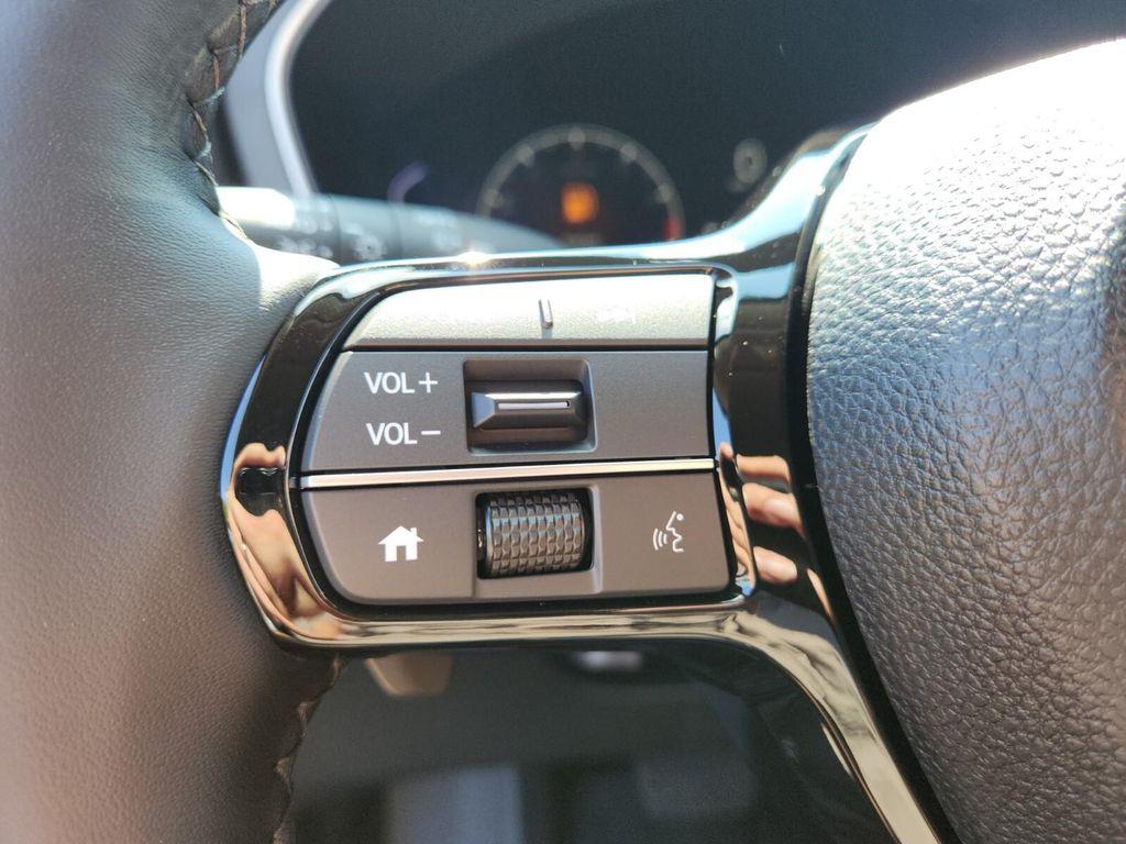 new 2025 Honda Pilot car, priced at $47,550