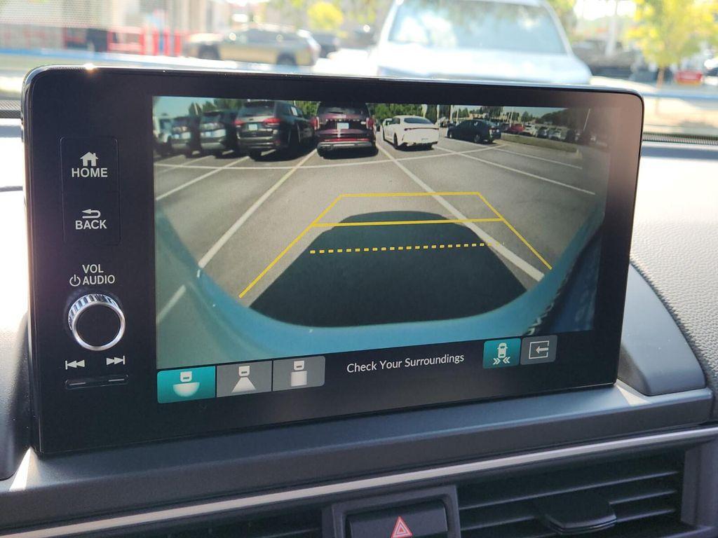 new 2025 Honda Pilot car, priced at $47,550