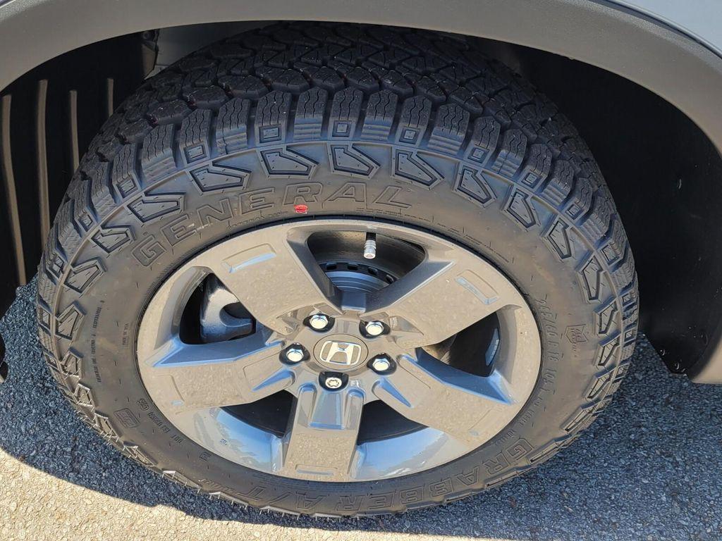 new 2025 Honda Ridgeline car, priced at $44,544