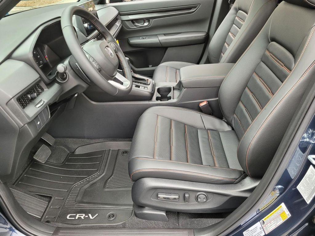 new 2026 Honda CR-V Hybrid car, priced at $38,761