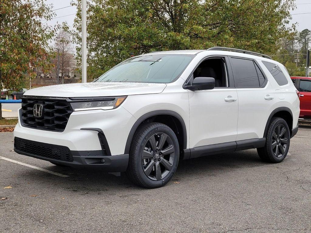 new 2025 Honda Pilot car, priced at $44,250