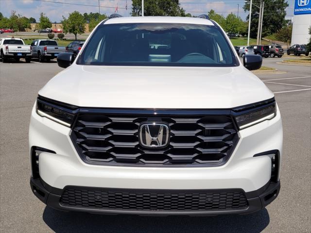 new 2025 Honda Pilot car, priced at $41,949