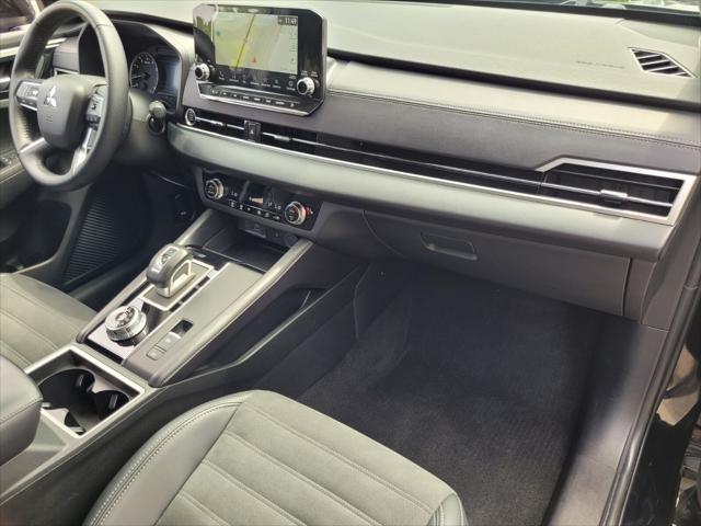 used 2024 Mitsubishi Outlander car, priced at $24,656