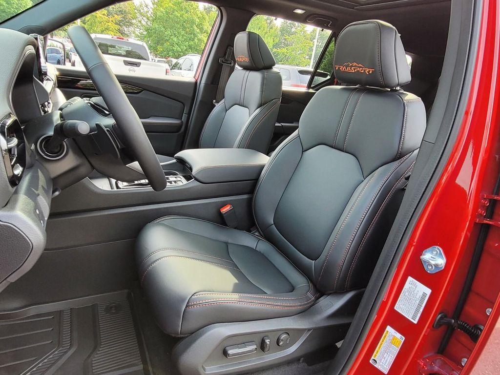 new 2025 Honda Pilot car, priced at $51,350