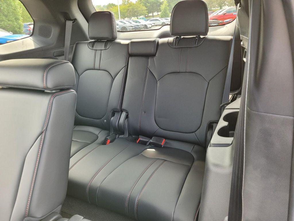 new 2025 Honda Pilot car, priced at $56,075