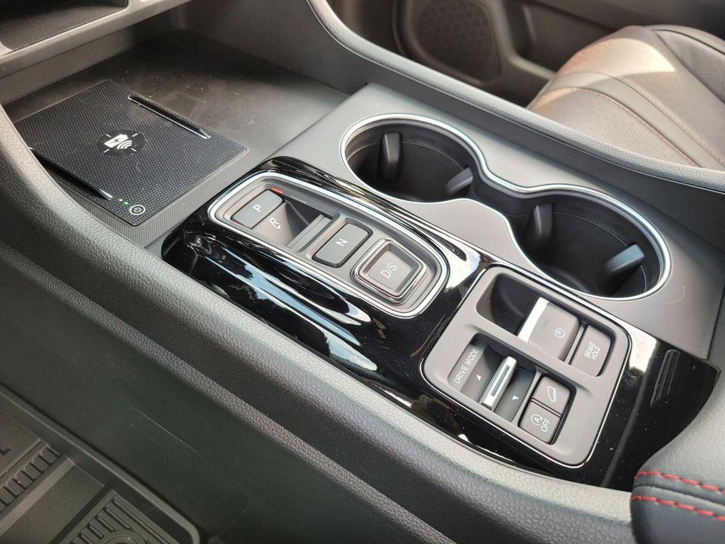 new 2025 Honda Pilot car, priced at $56,075