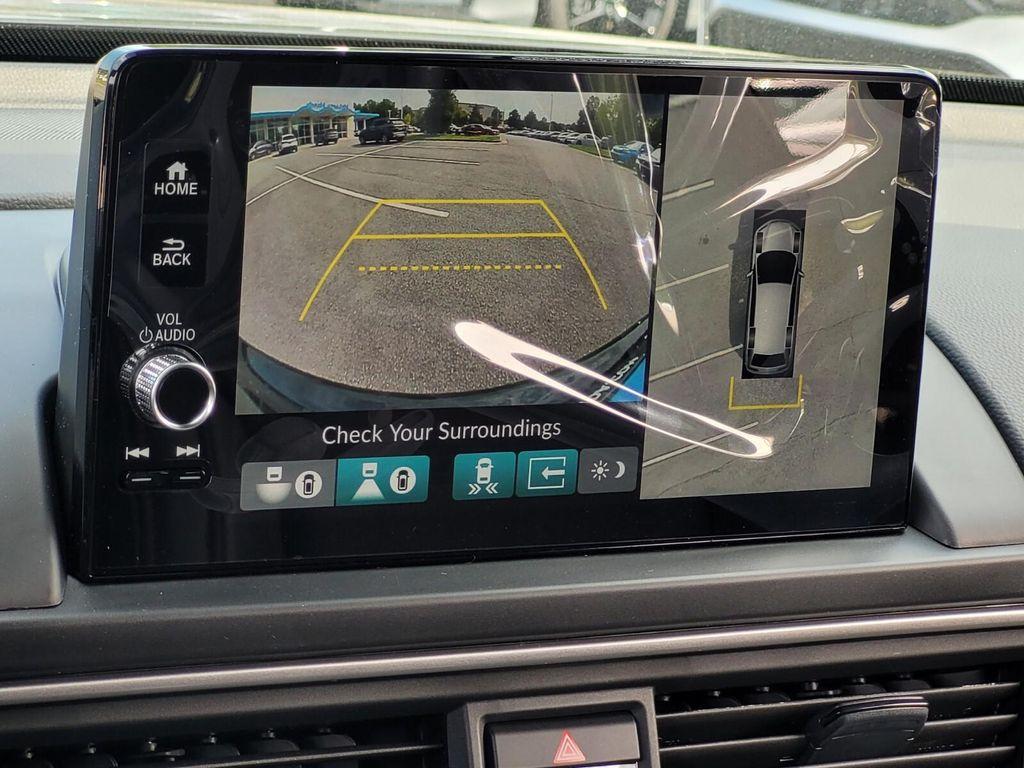 new 2025 Honda Pilot car, priced at $56,075