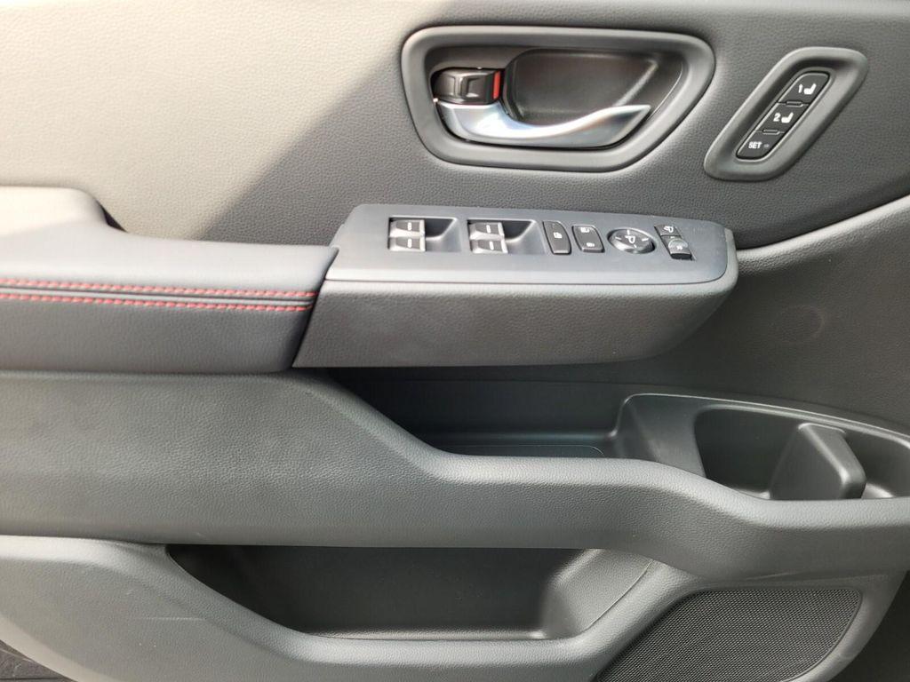 new 2025 Honda Pilot car, priced at $56,075