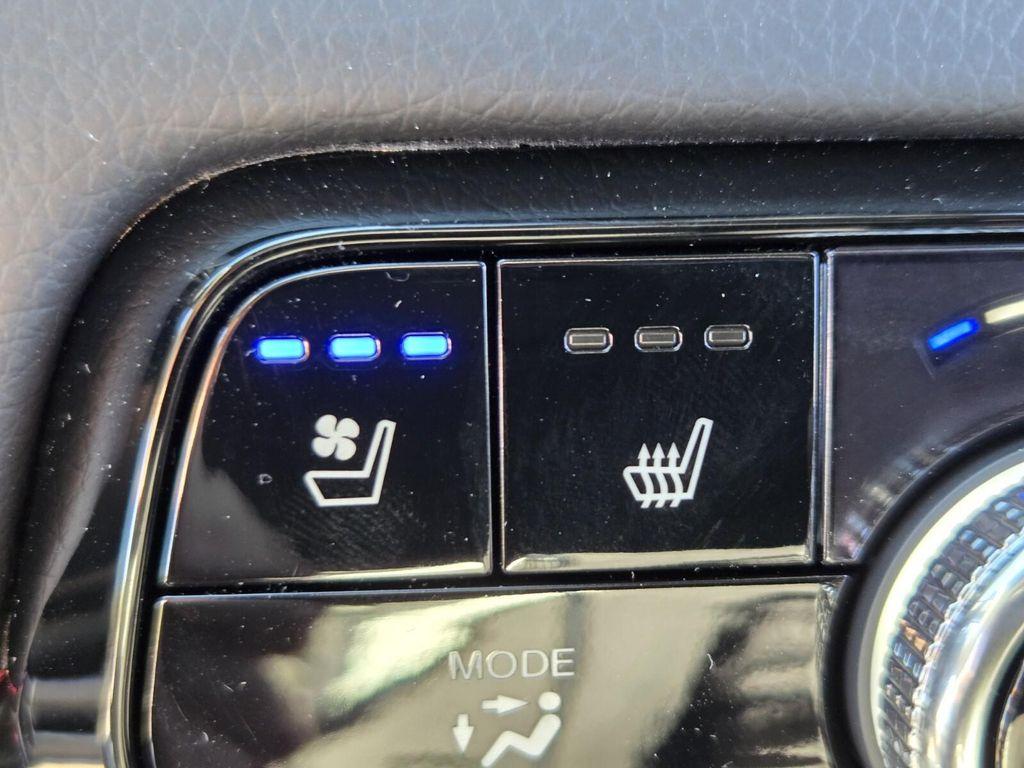 new 2025 Honda Pilot car, priced at $56,075