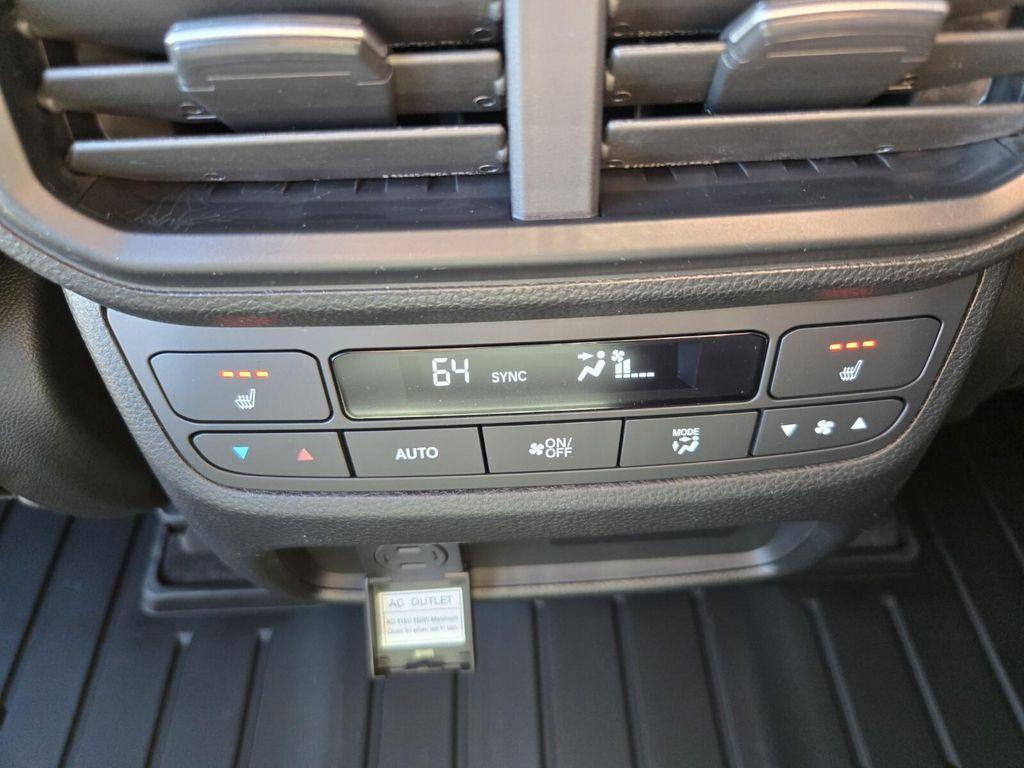 new 2025 Honda Pilot car, priced at $56,075