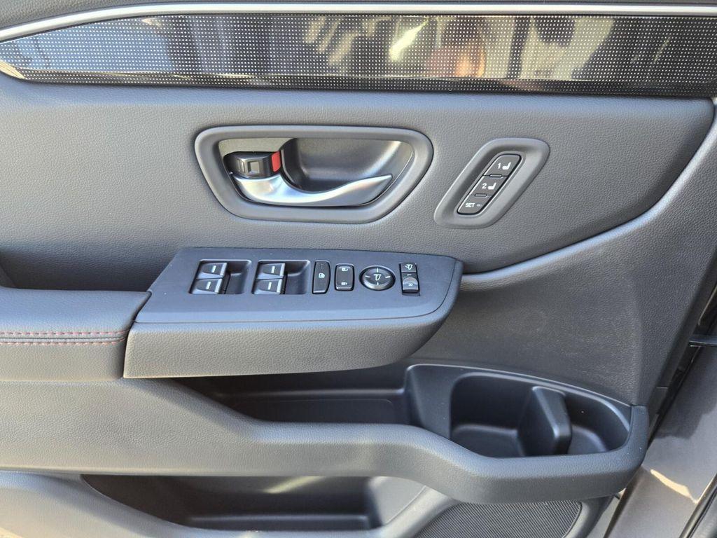 new 2025 Honda Pilot car, priced at $56,075