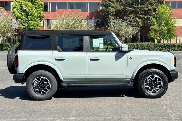 new 2024 Ford Bronco car, priced at $52,585