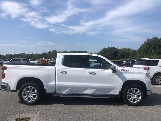 used 2022 Chevrolet Silverado 1500 car, priced at $49,240