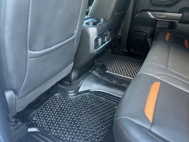 used 2021 GMC Sierra 1500 car, priced at $31,900