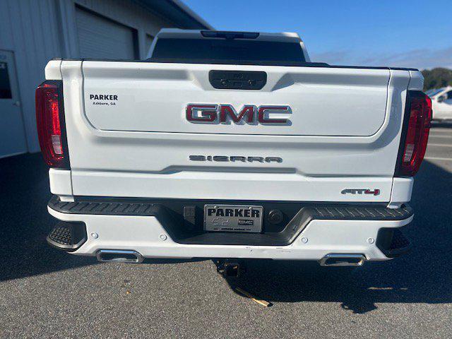 used 2021 GMC Sierra 1500 car, priced at $31,900
