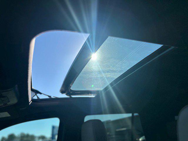 used 2021 GMC Yukon car, priced at $31,663