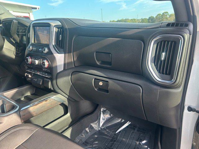 used 2022 GMC Sierra 1500 car, priced at $34,766