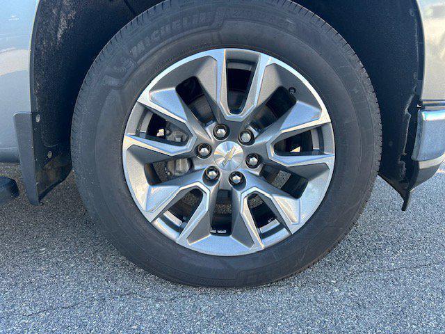 used 2020 Chevrolet Silverado 1500 car, priced at $31,926