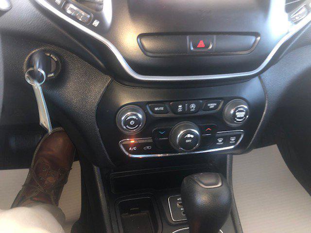 used 2019 Jeep Cherokee car, priced at $7,995