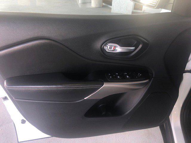 used 2019 Jeep Cherokee car, priced at $7,995