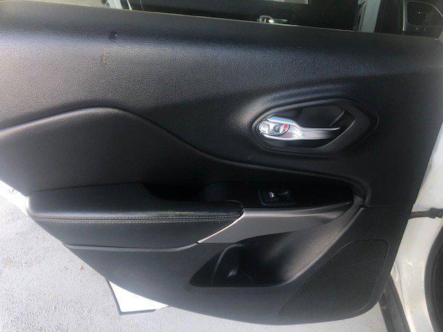 used 2019 Jeep Cherokee car, priced at $7,995