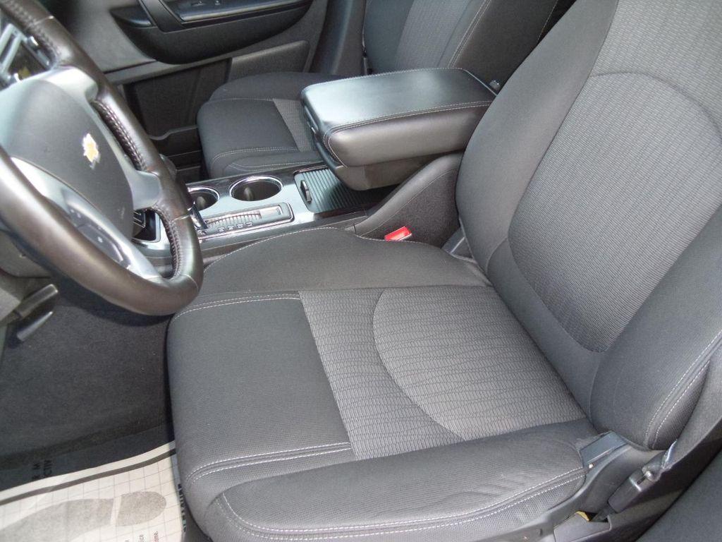 used 2015 Chevrolet Traverse car, priced at $9,995