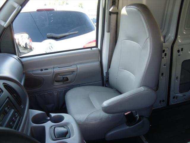 used 2001 Ford E150 car, priced at $6,995