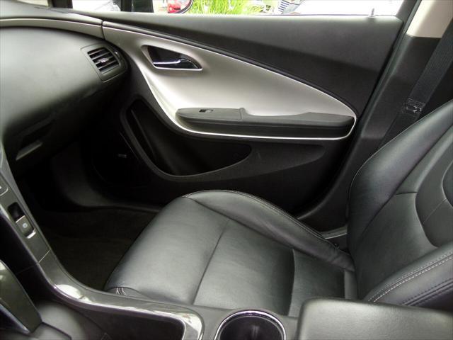 used 2013 Chevrolet Volt car, priced at $10,995