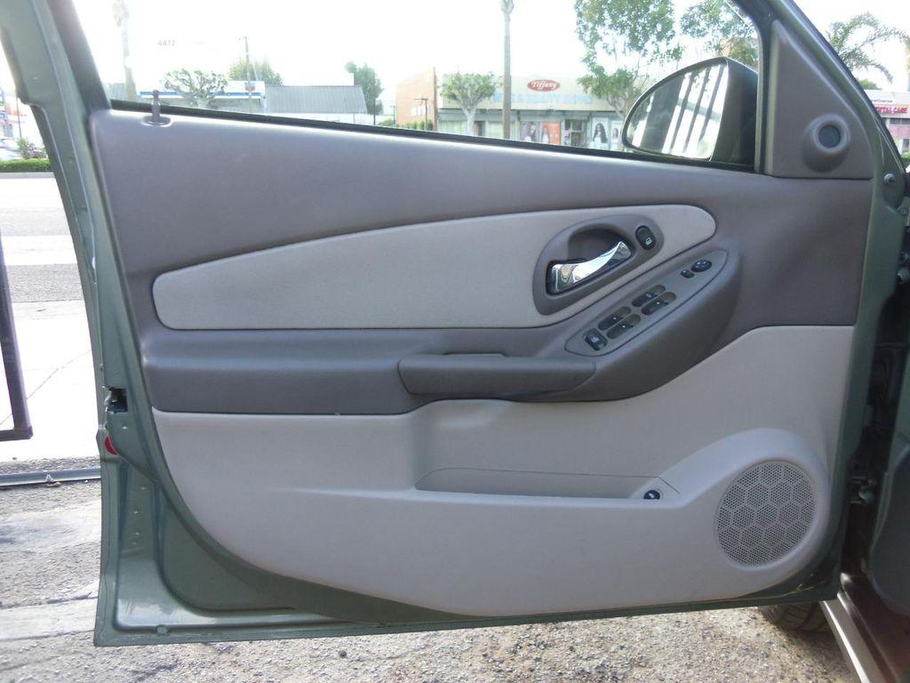 used 2004 Chevrolet Malibu Maxx car, priced at $4,995