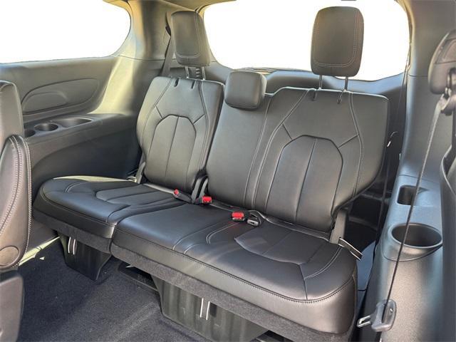 new 2026 Chrysler Pacifica car, priced at $39,981