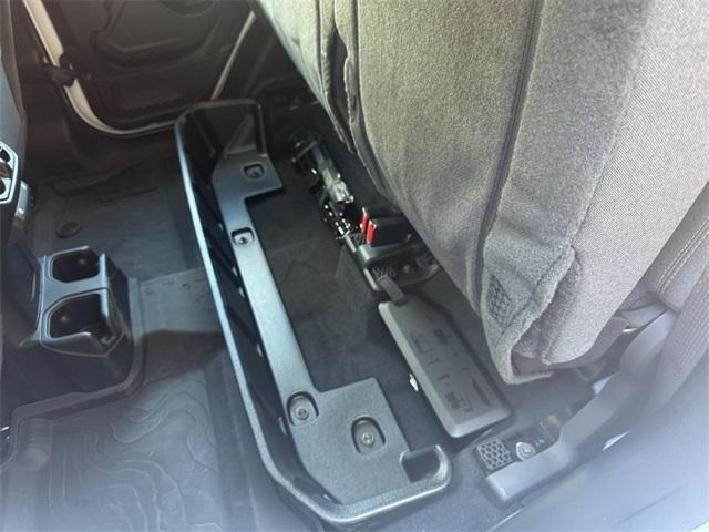 new 2025 Jeep Gladiator car, priced at $38,227