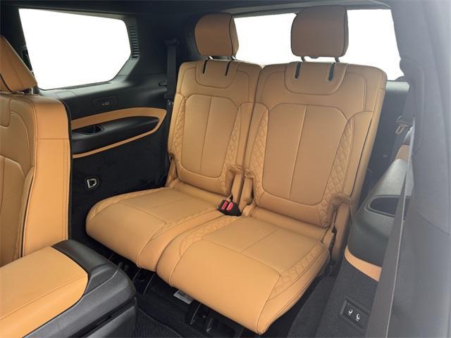 new 2025 Jeep Grand Cherokee L car, priced at $64,564