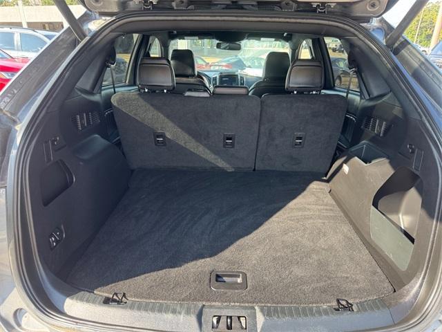 used 2024 Ford Edge car, priced at $30,100