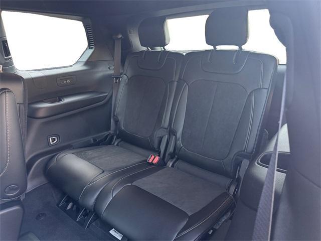 new 2025 Jeep Grand Cherokee L car, priced at $40,220