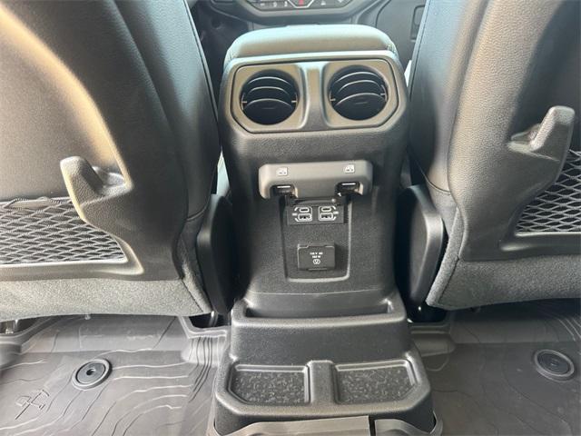 new 2025 Jeep Wrangler car, priced at $45,378