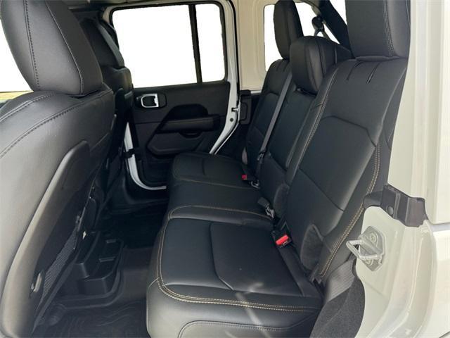 new 2025 Jeep Wrangler car, priced at $45,378