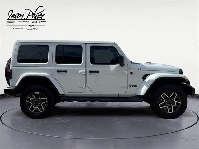 new 2025 Jeep Wrangler car, priced at $45,378