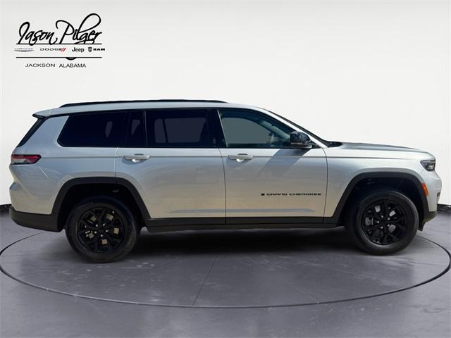 new 2025 Jeep Grand Cherokee L car, priced at $41,555
