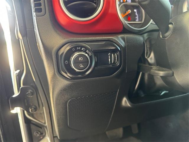 new 2023 Jeep Gladiator car, priced at $40,500