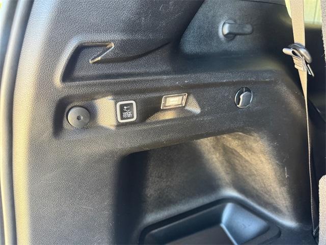 used 2023 Jeep Grand Cherokee L car, priced at $28,250