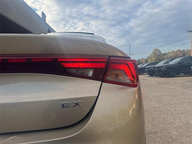 used 2021 Kia K5 car, priced at $21,400