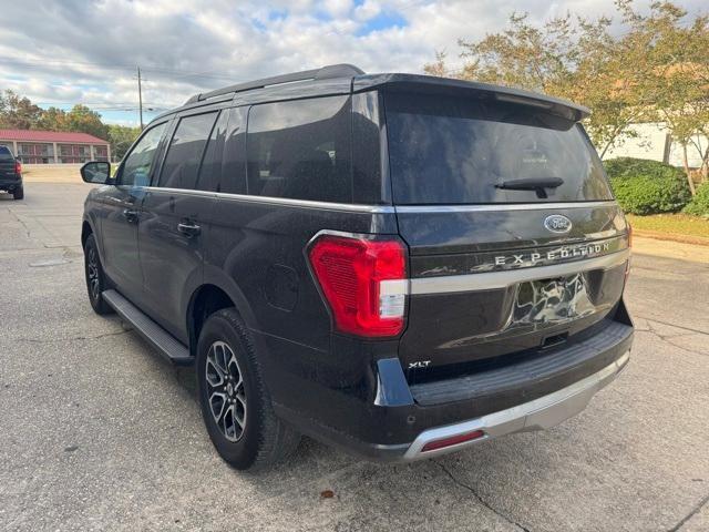 used 2024 Ford Expedition car, priced at $42,900