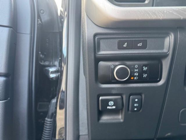 used 2024 Ford Expedition car, priced at $42,900