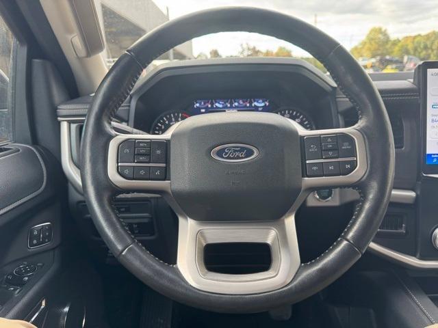 used 2024 Ford Expedition car, priced at $42,900