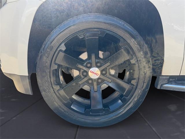 used 2015 GMC Yukon car, priced at $19,495