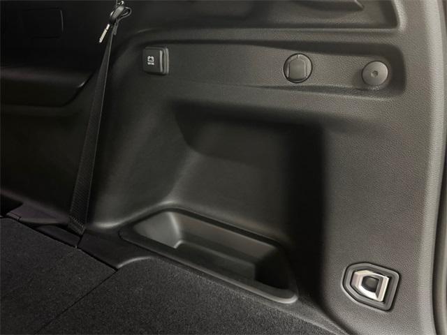 new 2025 Jeep Grand Cherokee L car, priced at $38,549