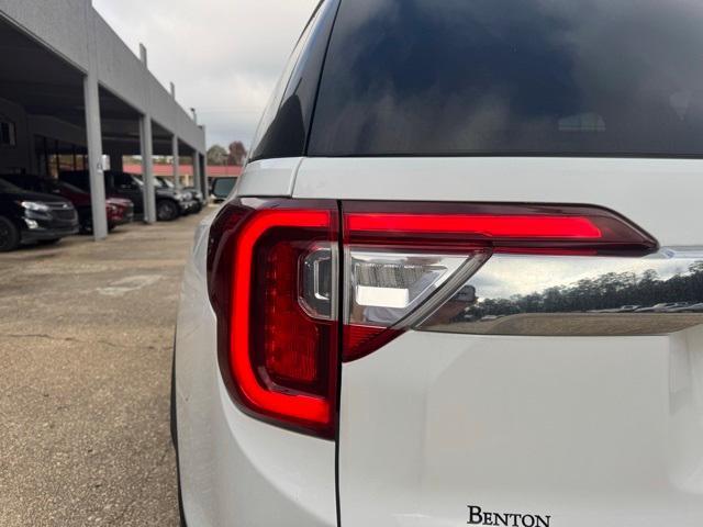 used 2023 GMC Acadia car, priced at $27,900