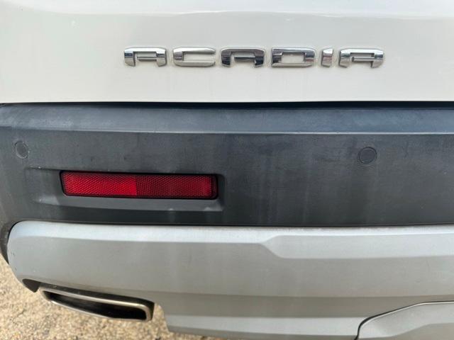 used 2023 GMC Acadia car, priced at $27,900